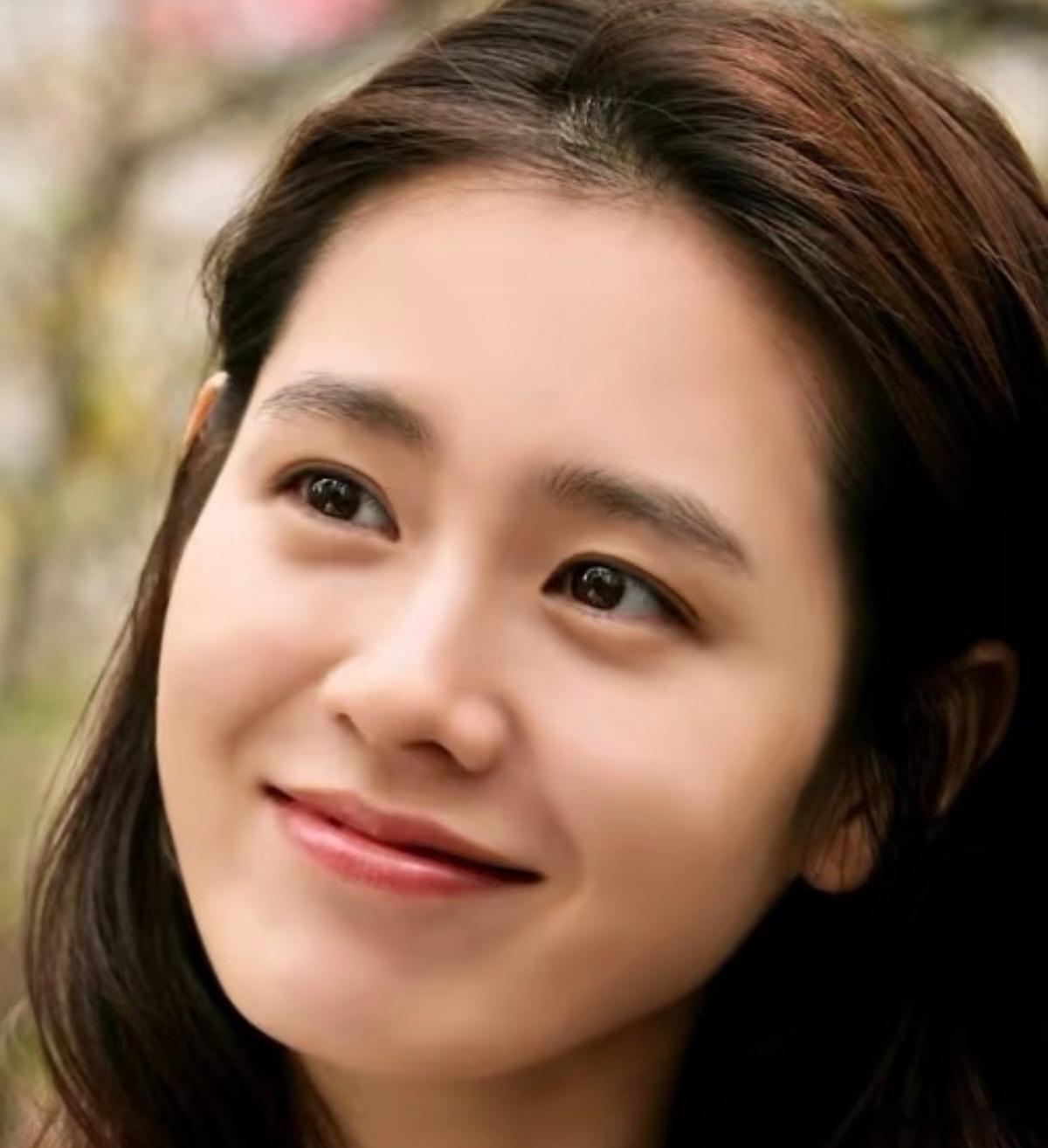 孙艺珍：温柔与优雅的极致诠释！ 