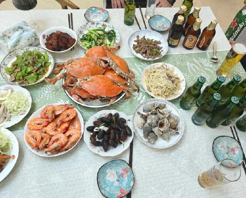 我今天应邀来到秦总家做客。
我自报奋勇说我做几个菜，我做了四道菜，最满意做得最有