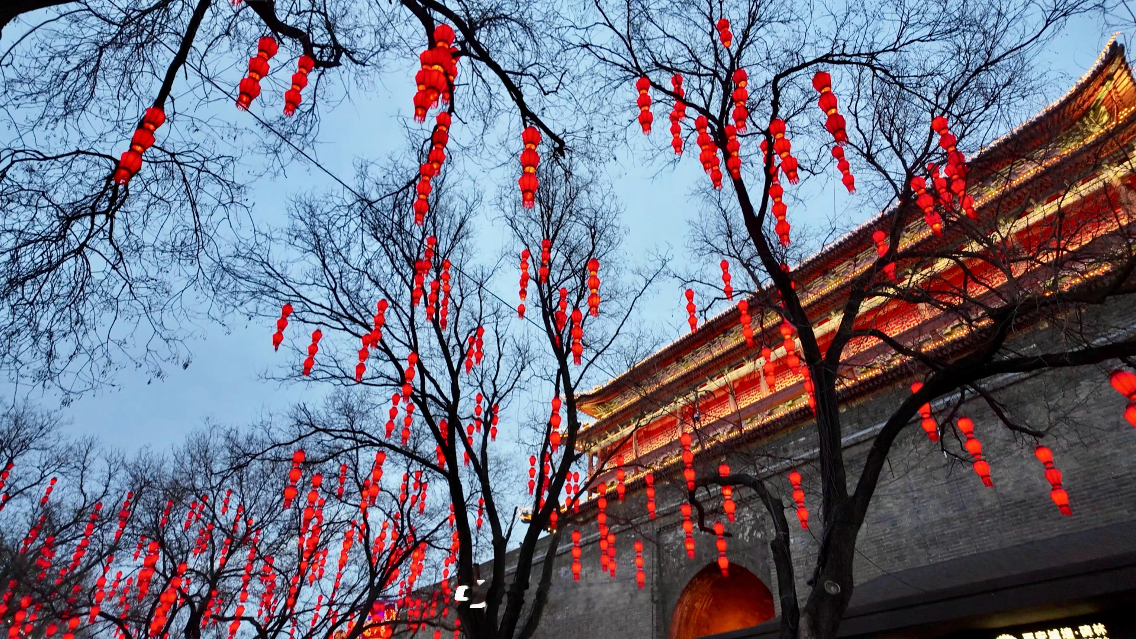 灯火阑珊🏮  