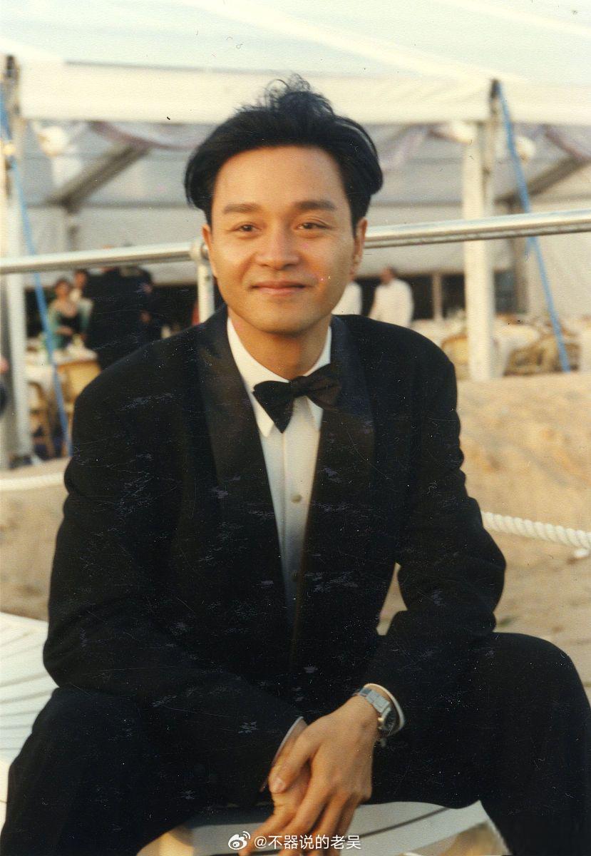 向太曝张国荣不是因抑郁症自杀 如果真的能曝出什么惊人的信息来证明张国荣不是因为抑
