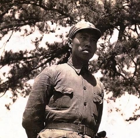 彭帅为左权复仇蛰伏了整整七个月！三十名死士在除夕夜深入虎穴完成绝杀，这场未发一枪