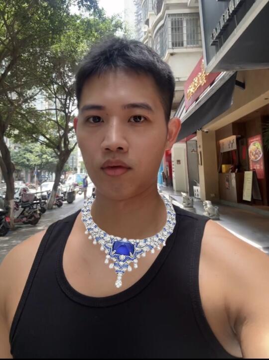 父亲母亲，我戴上了，我终于戴上了！