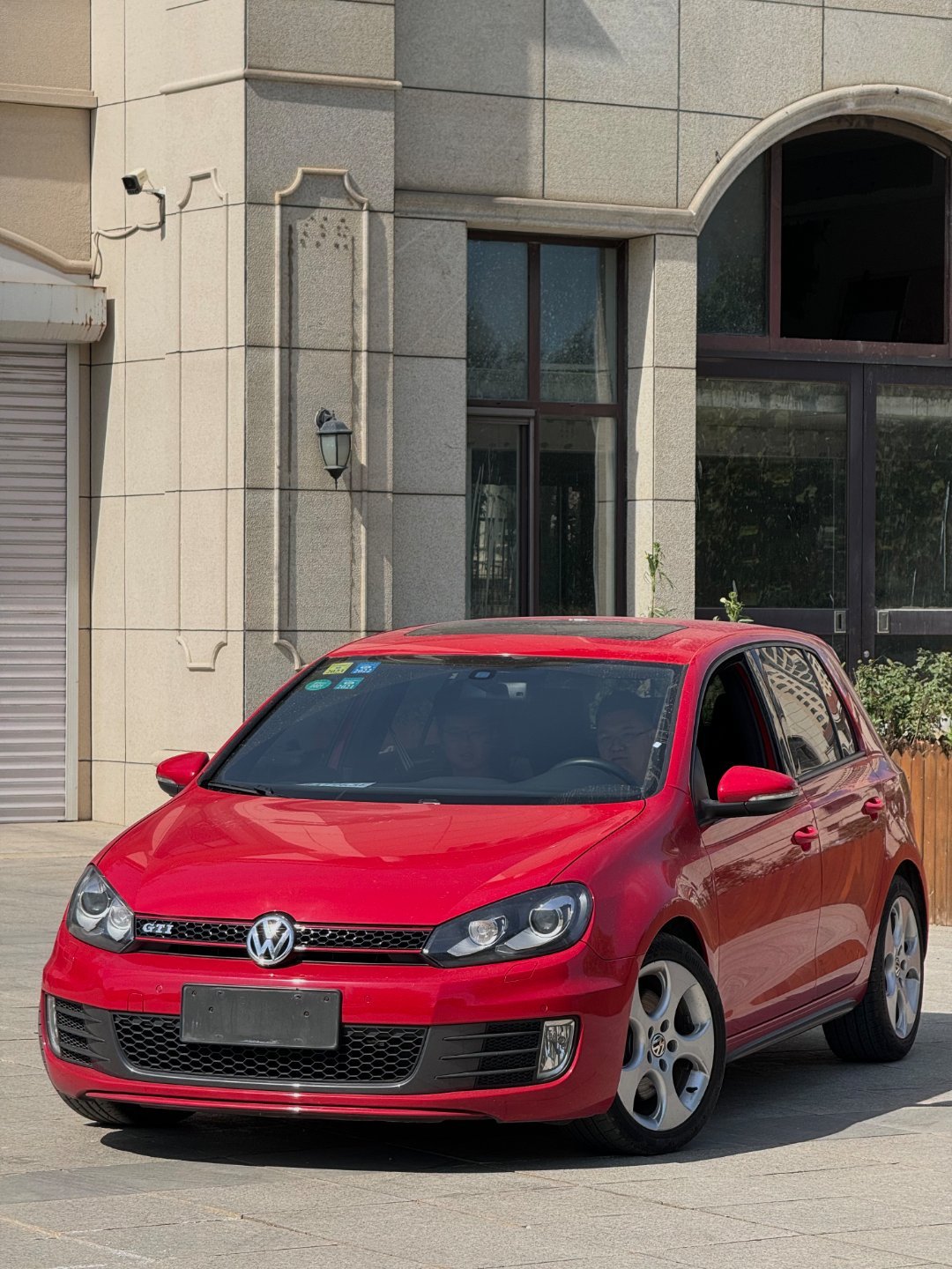 全国找车[超话]十五年时光一闪而过，你还是那个少年​2.9万公里极品高6GTi 