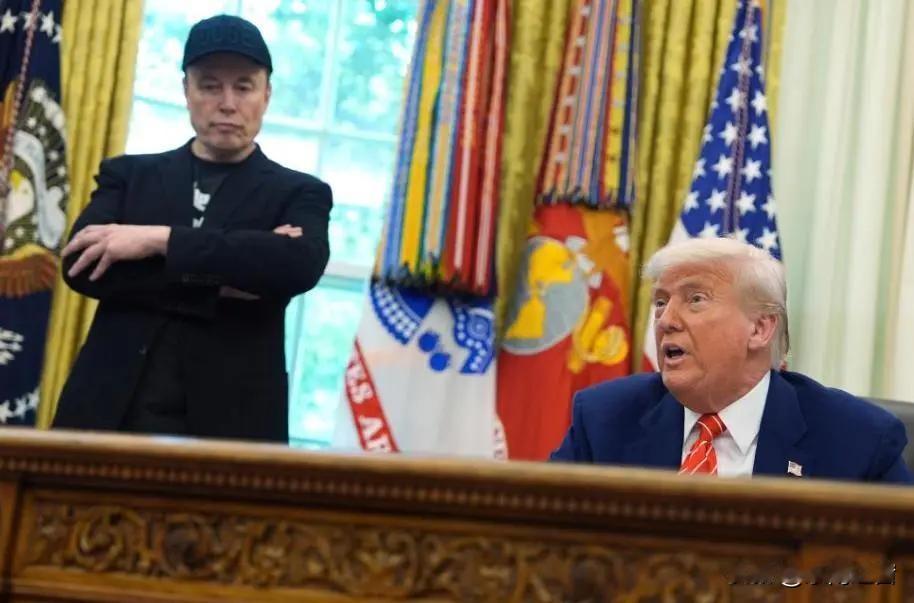 实在是可笑，美国那“政府效率部”（DOGE）的闹剧快笑死个人！一会儿说解散了，一