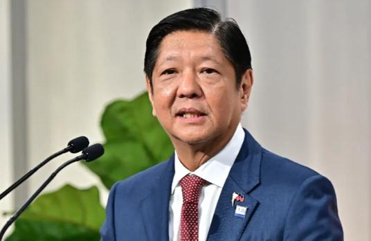 所有人都等着中国在南海跟菲律宾硬碰硬，结果北京出了一张谁都没想到的牌 ——26 