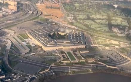 美军敢直接空袭伊朗本土拉拉克岛核心阵地，德黑兰发出警告，伊朗还能忍住不报复吗？