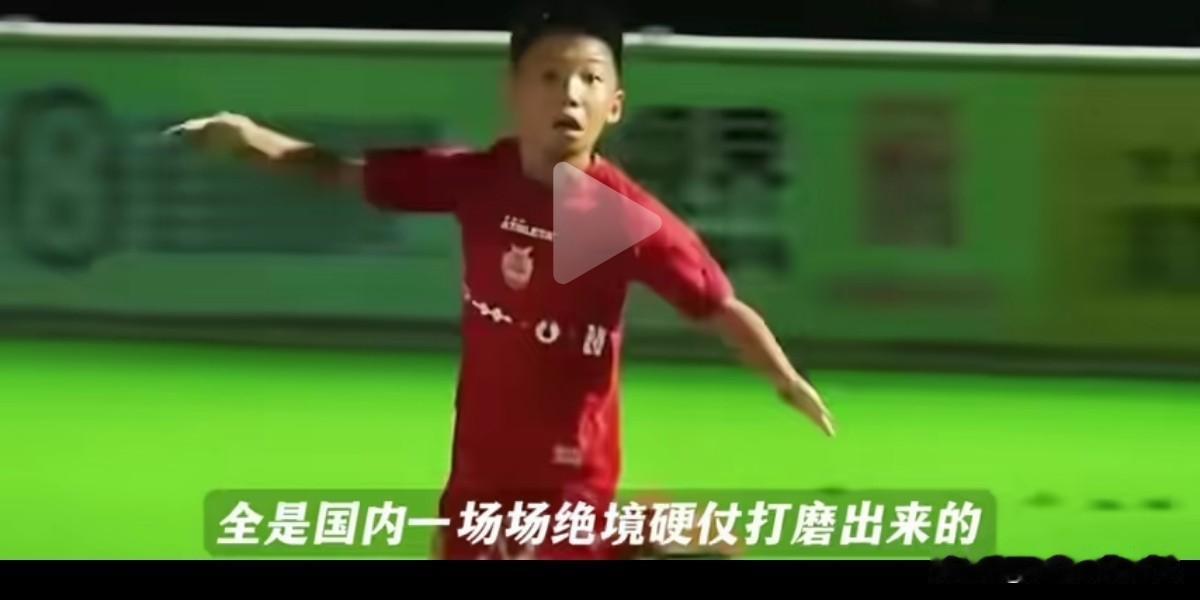 12岁空翻哥火出圈！意大利小世界杯点球绝杀英超埃弗顿，七战全胜夺冠，那记后空翻，