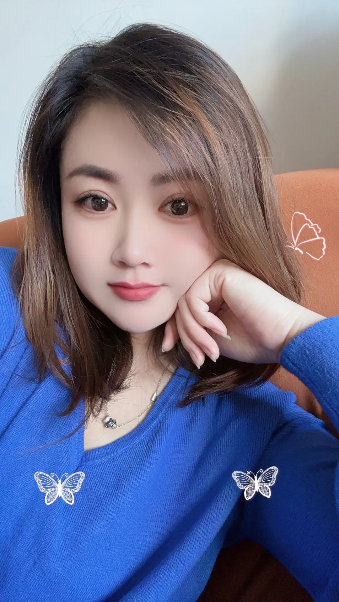 请问什么时候能流行脸大的女孩子，脸我已经准备好了，就差流行了