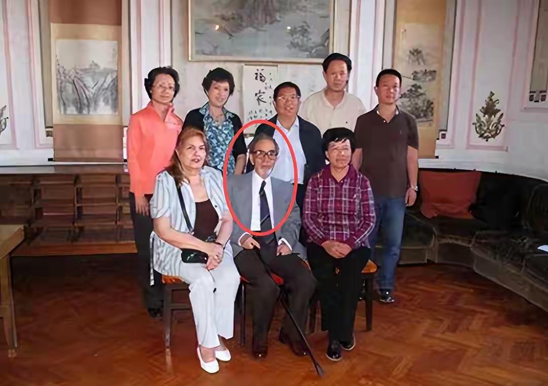 在很多人观念里，军人被俘似乎不太光彩。抗美援朝战争中，志愿军有超两万被俘人员，命