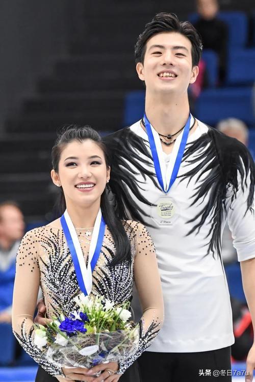 为什么大柳玥儿的冰上芭蕾好看，关键是跳的舞里是充满了爱，并且在讲述着他俩的爱情故