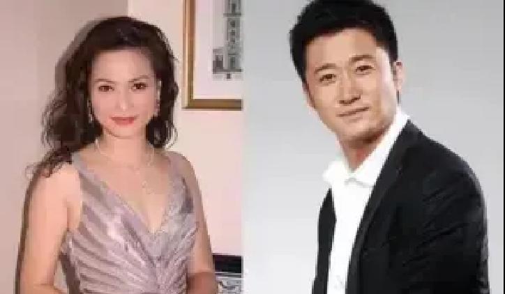 港媒当年写得有鼻子有眼：姑娘甩给他一张500万的KPI，转头就上了劳斯莱斯。
他