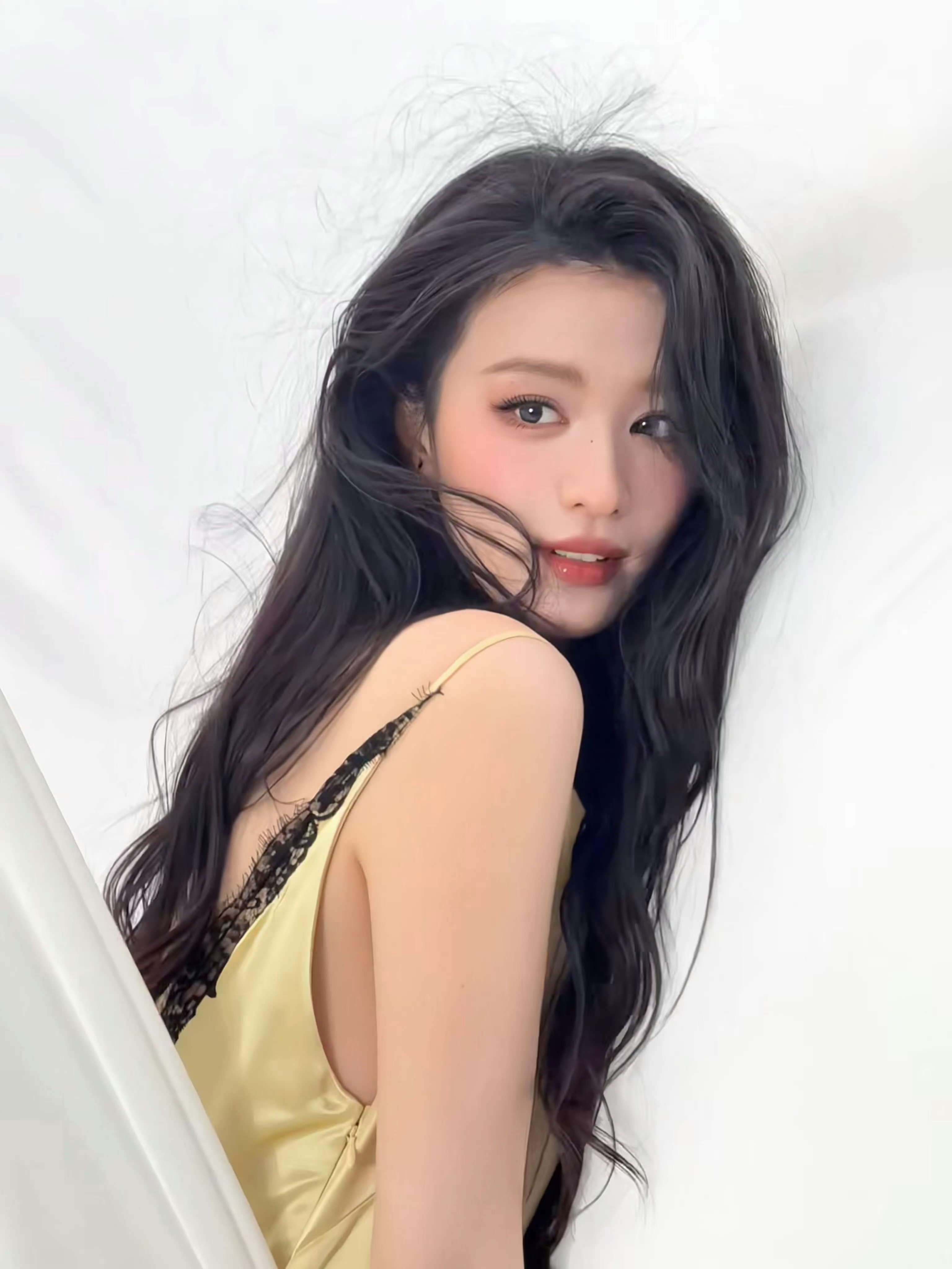 王楚然 内娱少有的美艳大美女 