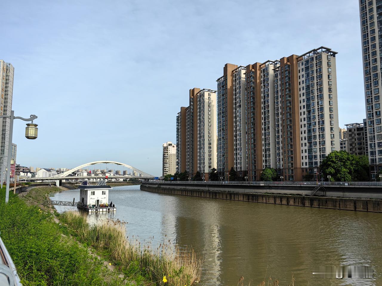 旅游到了芜湖，发现这地方挺有意思的。明明自古是江南四大米市之一，名副其实的鱼米之