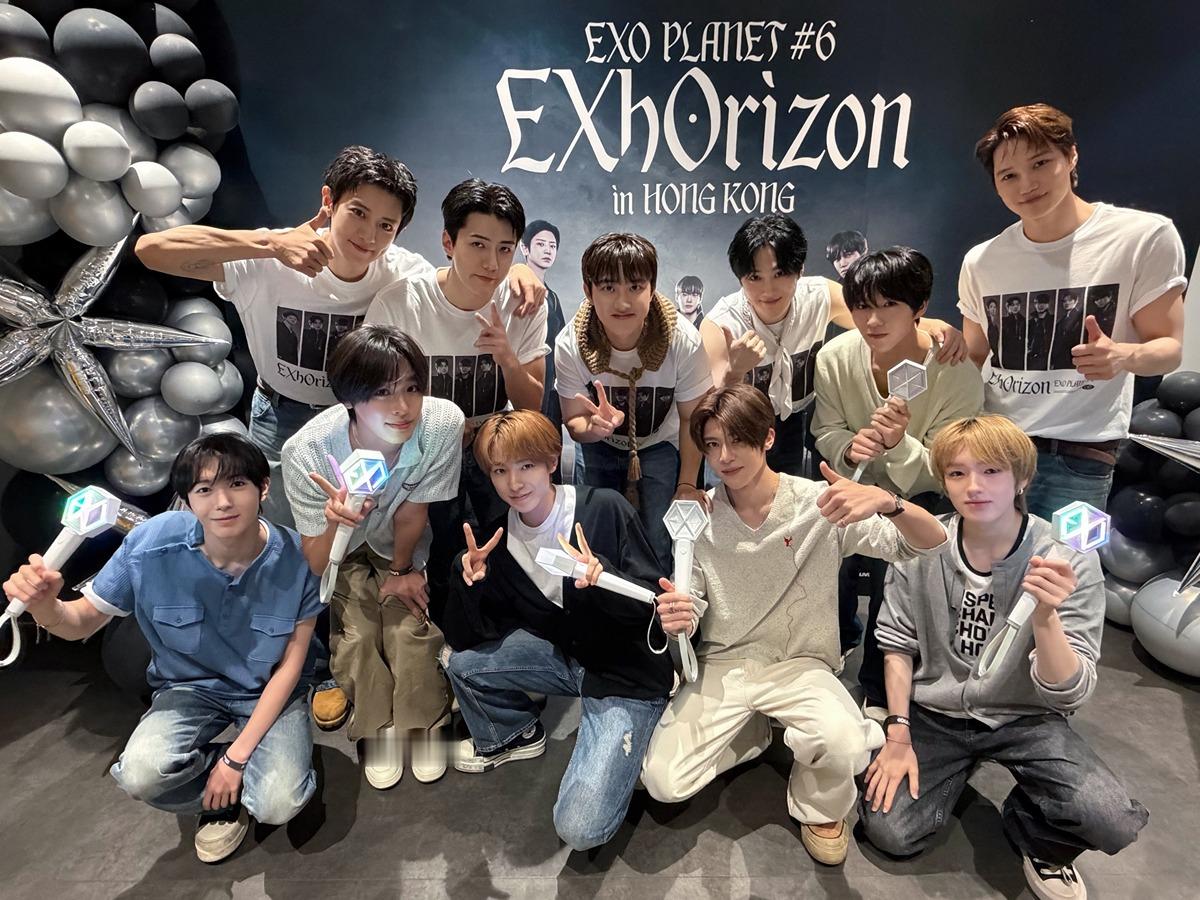 EXO & NCT WISH团体照 