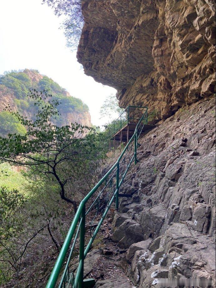 北京平谷天云山景区via:logo ​​​北京旅游 ​​​