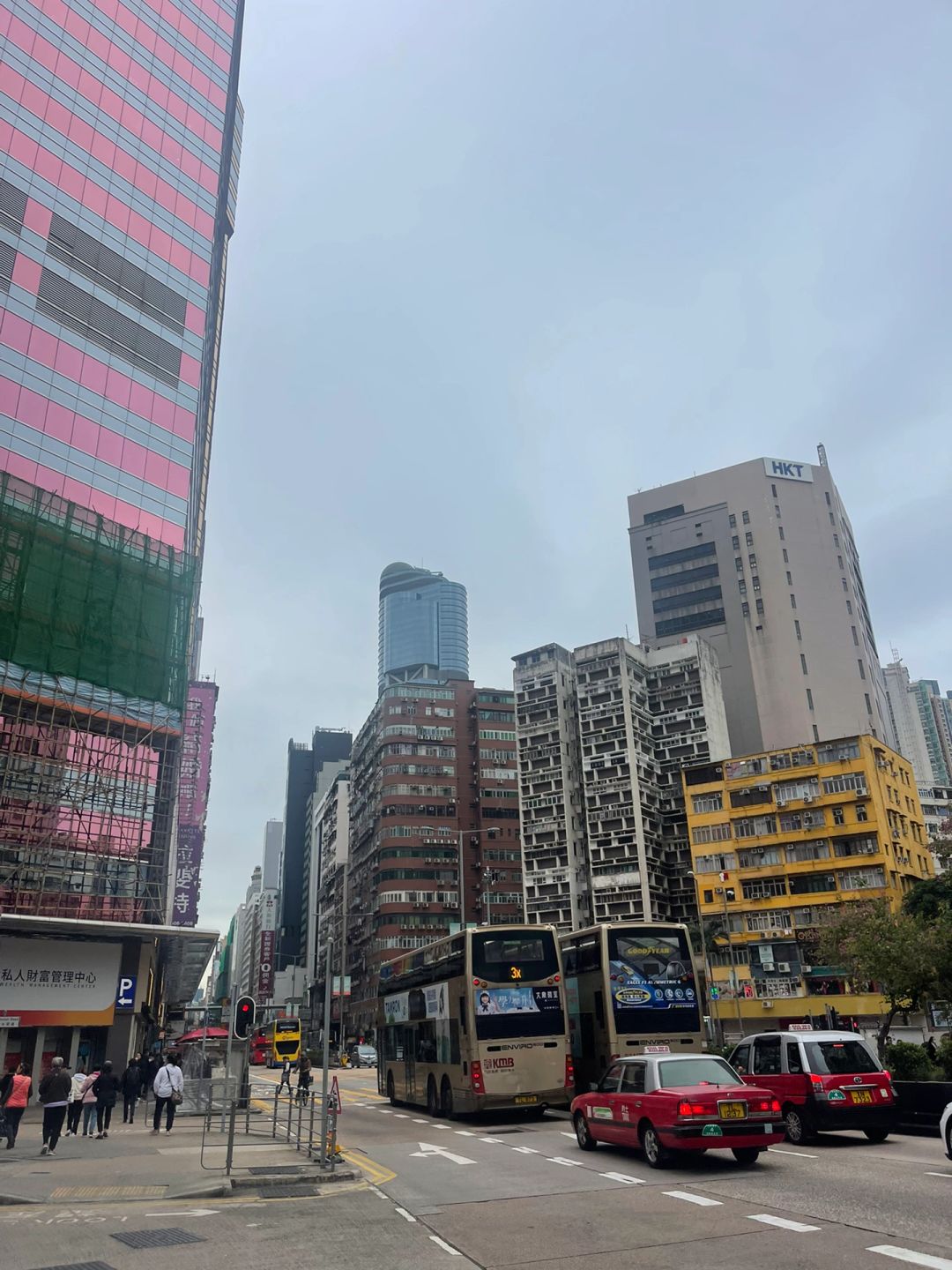 来了香港才知道什么叫真正的老破小