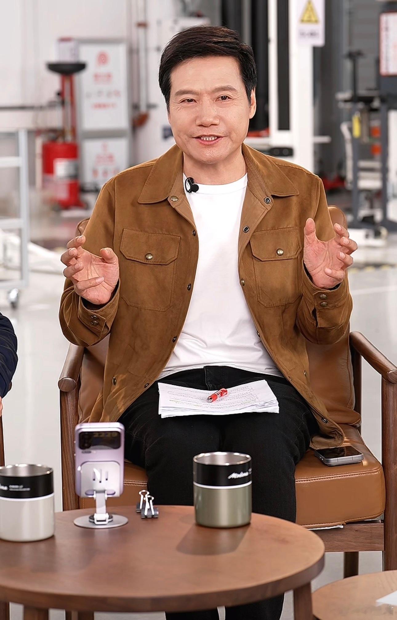 雷军回应“1300公里只充一次电”的说法：当初就是为了完成从北京到上海期间只充一