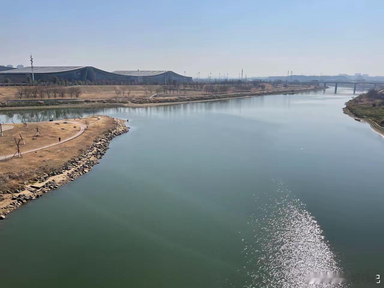 A股冲高回落发生了什么？昨晚美国CPI一出，欧美股市大涨，美元指数跳水，离岸人民