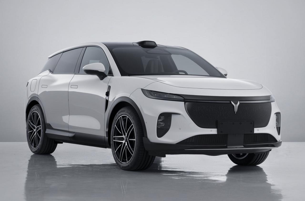 华为系首款家用纯电SUV，售价25万左右，新款岚图知音现身工信部公告，新款搭载华