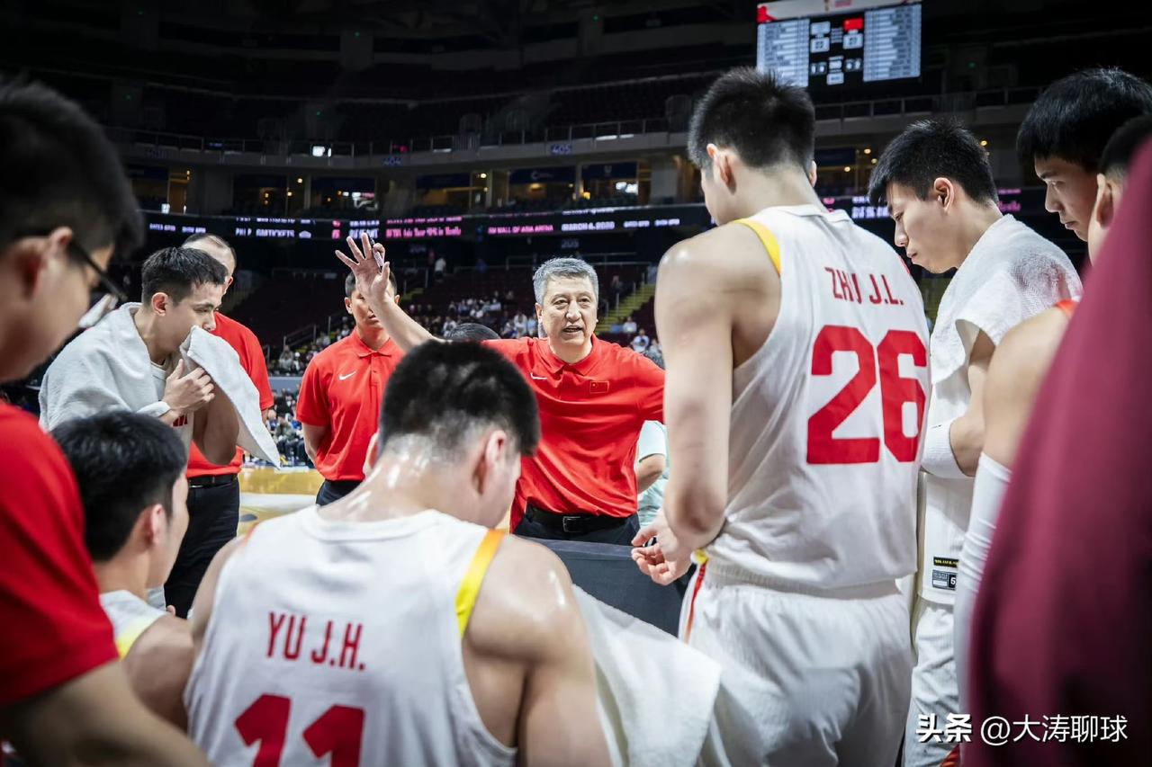 两连胜，拿下出线主动权！在今天下午中国男篮客场对阵省队中华台北的比赛中，以100