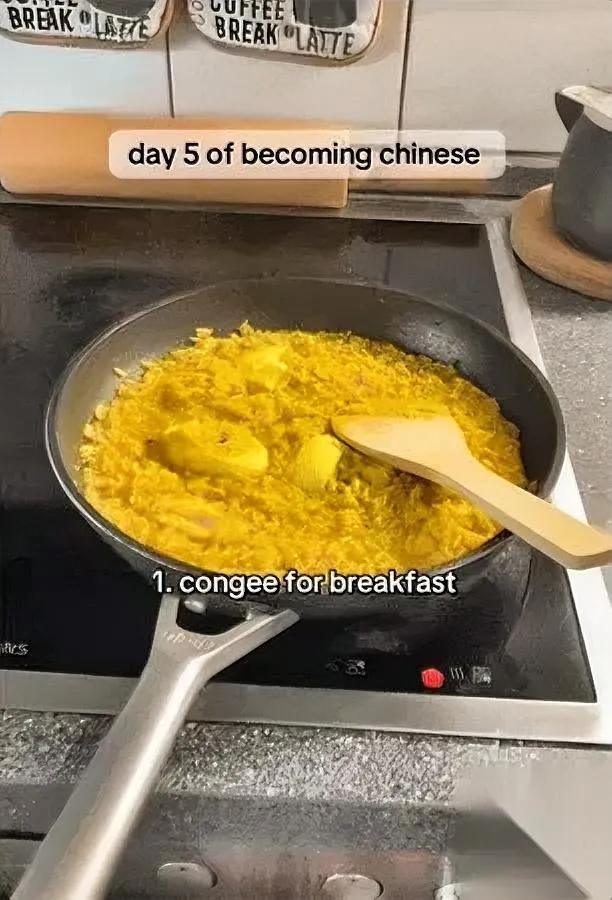 老外狂炫中式生活！

看到他们喝热水我惊了

最近，国际社交平台上，外国网友晒中