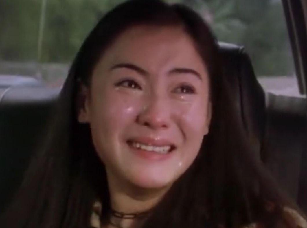 张柏芝爆出的大瓜，真是槽点满满，另一个当事人余毓兴的话不能全信，而且他前后的行为