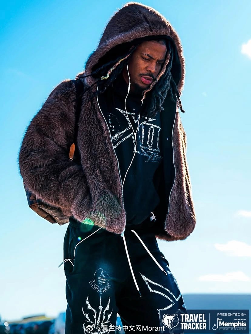 粗发去纽约！ 🛫 莫兰特 ​​​