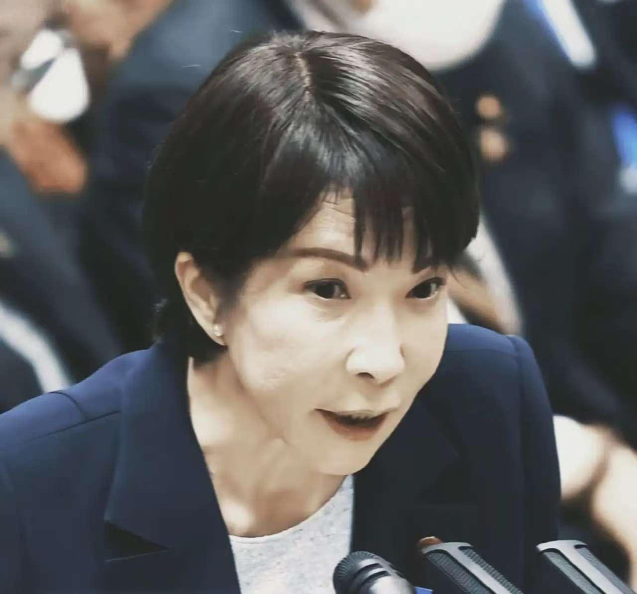 太突然了
日本内阁正式宣布
 
11月28日，日本内阁正式批准2025年度防卫补