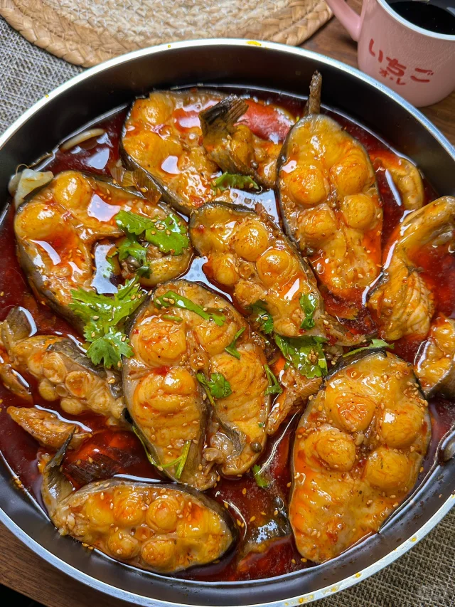 俺滴神呀！！我做的火锅鱼也太好吃了吧！！