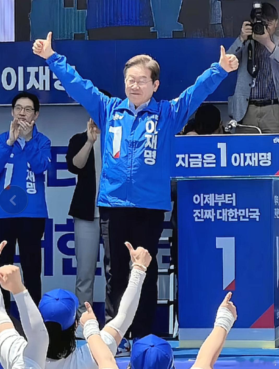 刷了这么久韩国大选 只记住了一号李在明和二号柳智敏韩国韩国5名候选人竞逐总统柳智