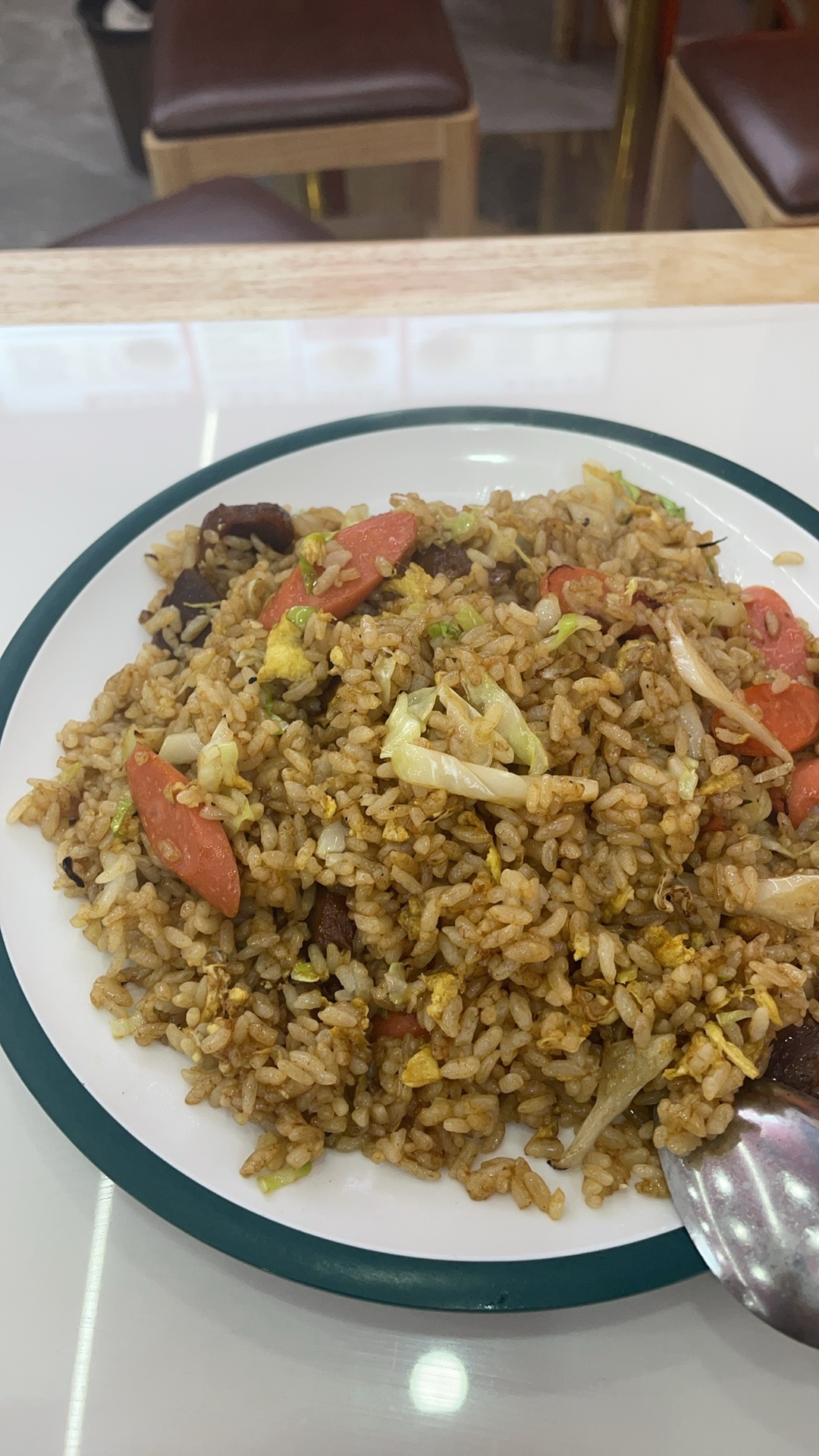 孙颖莎[超话]   从长沙回来只能吃炒饭了！想念美食！ 
