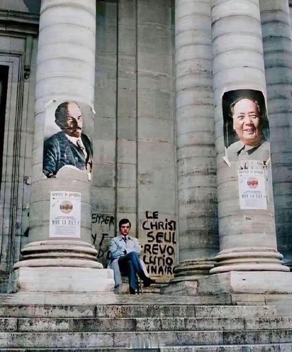 修正主义，或者右倾机会主义，是一种资产阶级思潮，它比教条主义有更大的危险性。修正