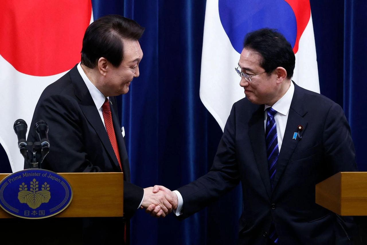 我们现在最担心的事并不是美直接插手台海，而是日本和韩国加入北约！

俄乌战争给我