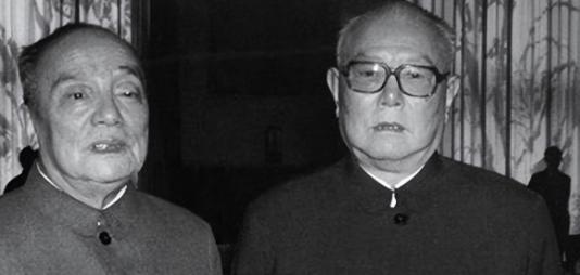 1966年，杨尚昆被错误关押在监狱中，严重的低血糖让他多次濒临死亡，正当他绝望之