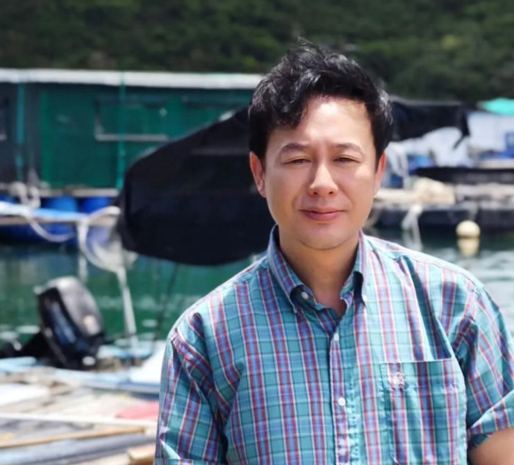 戏里有演技，戏外有人品。 张颂文见义勇为获表彰