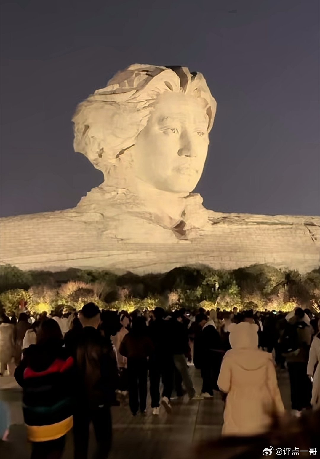 华夏何其幸，危难之际天降伟人毛泽东 