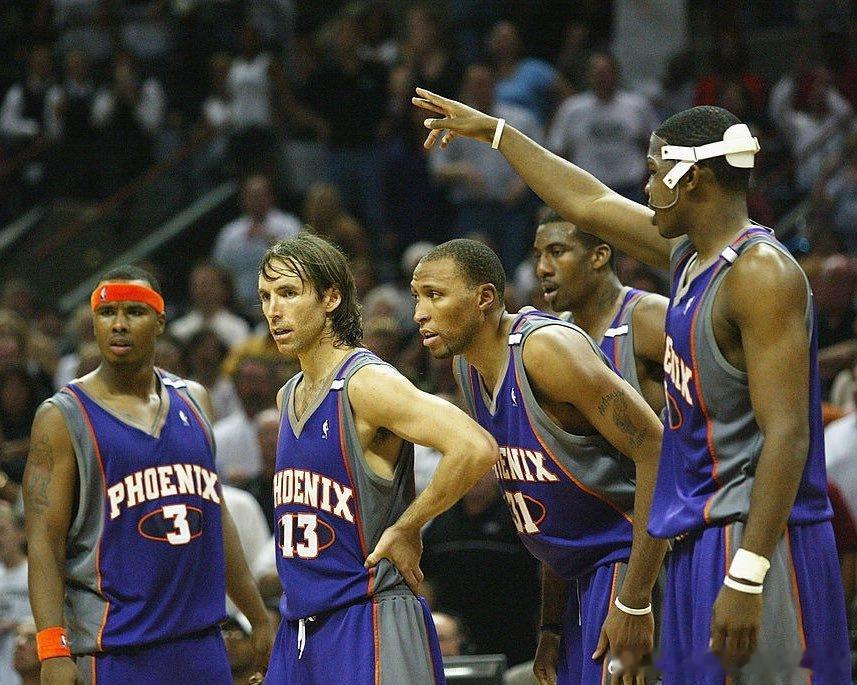 菲尼克斯太阳  除了大姚时期的火箭和GDP的马刺，当属太阳炮轰阵令人记忆犹新。 