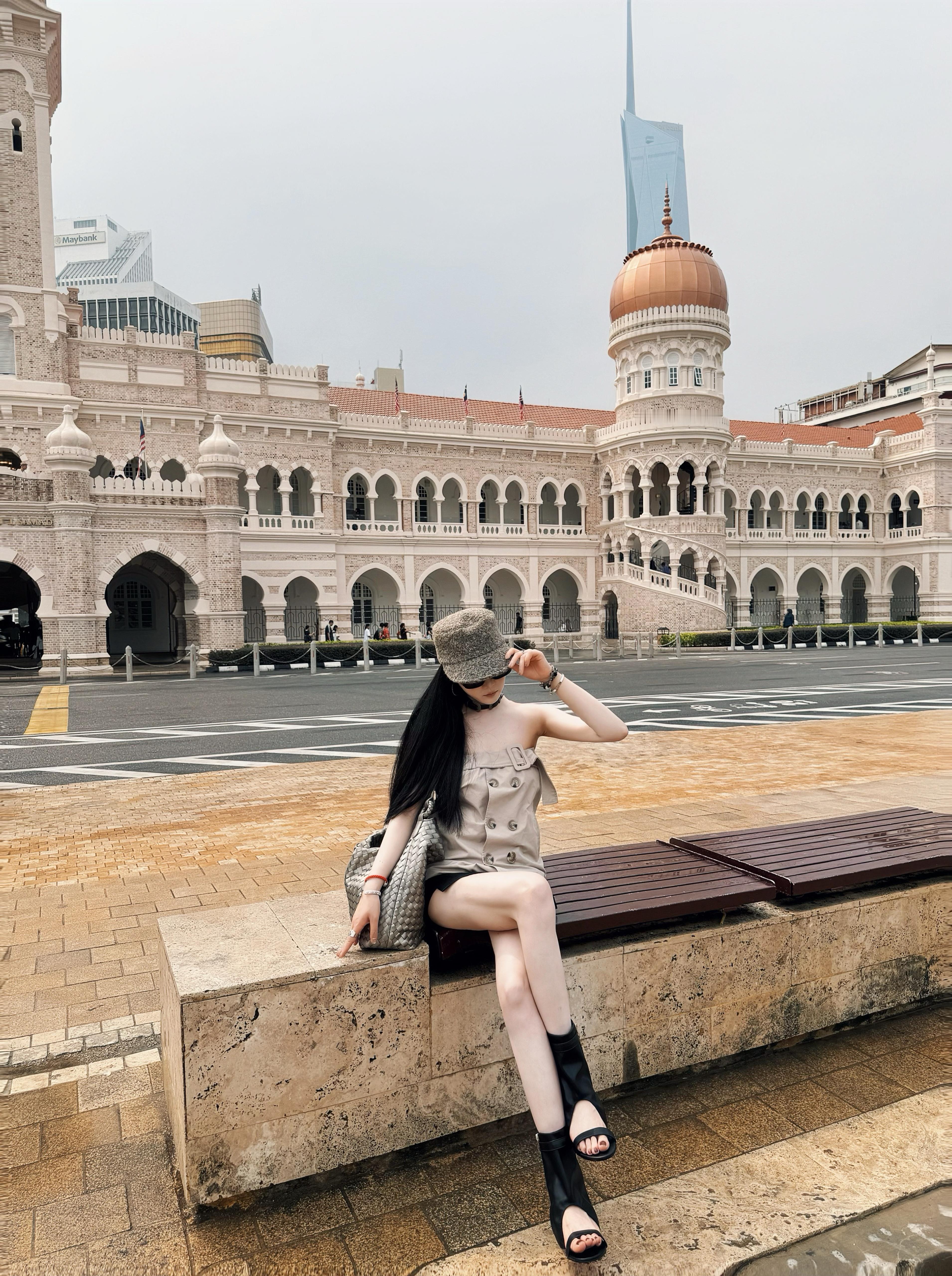 emoji里的🕌感受独立与自由  ​​​