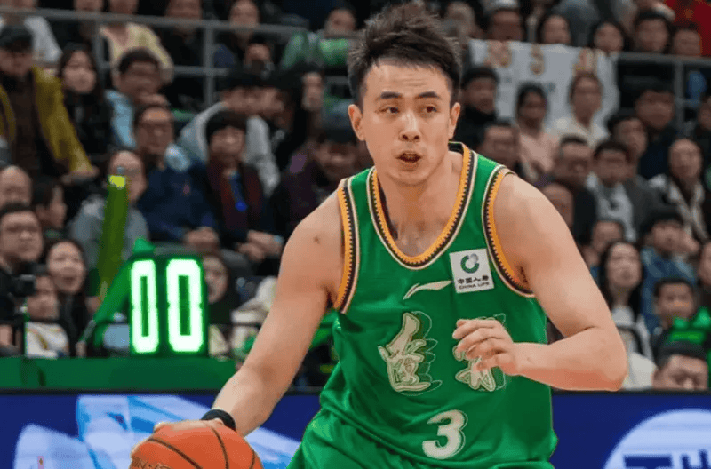 今晚辽宁vs吉林大名单：赵继伟、哈维出战，姜伟泽在列