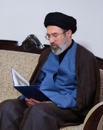 突发实锤！伊朗权力彻底交接，全球油价炸了！这才是真正的大变局！
刚刚，中东传来三