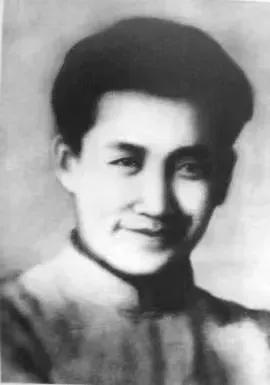 读书笔记：研读《毛泽东年谱》——问与答
问：毛主席为刘志丹纪念碑题写的碑文是什么