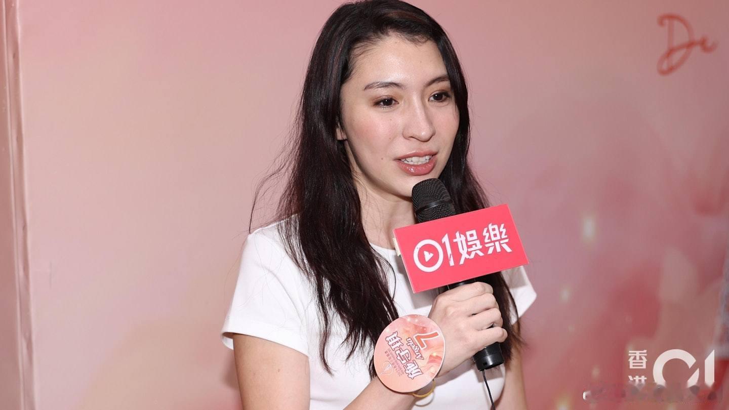港姐︱大熱陳詠詩認「眼鏡男」係男友　為護愛苗扮唔識.《2025香港小姐競選》14
