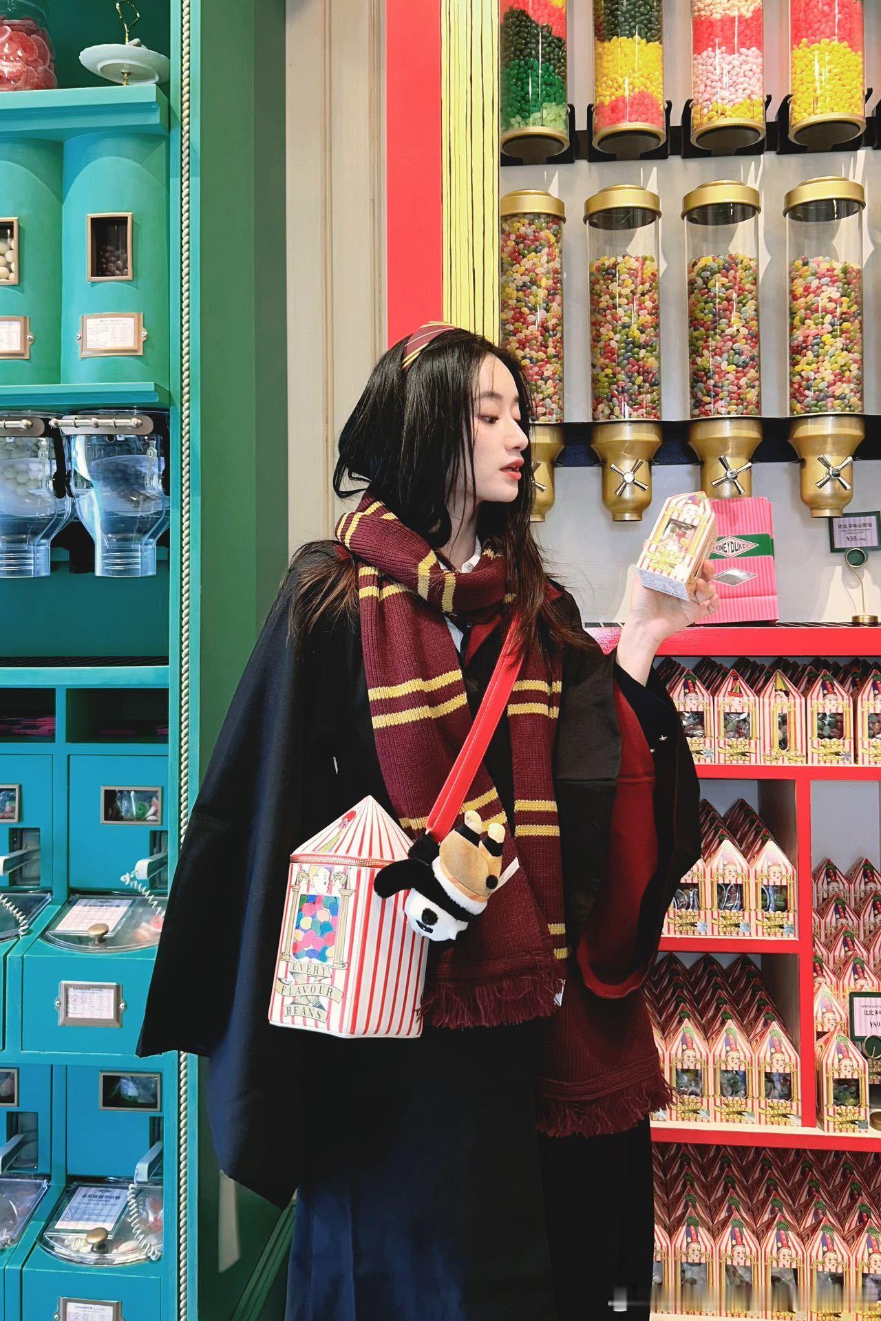 #郭晓婷赫敏跑##郭晓婷狮院学姐#郭晓婷的赫敏跑，让我身临其境，真的感觉看到了霍