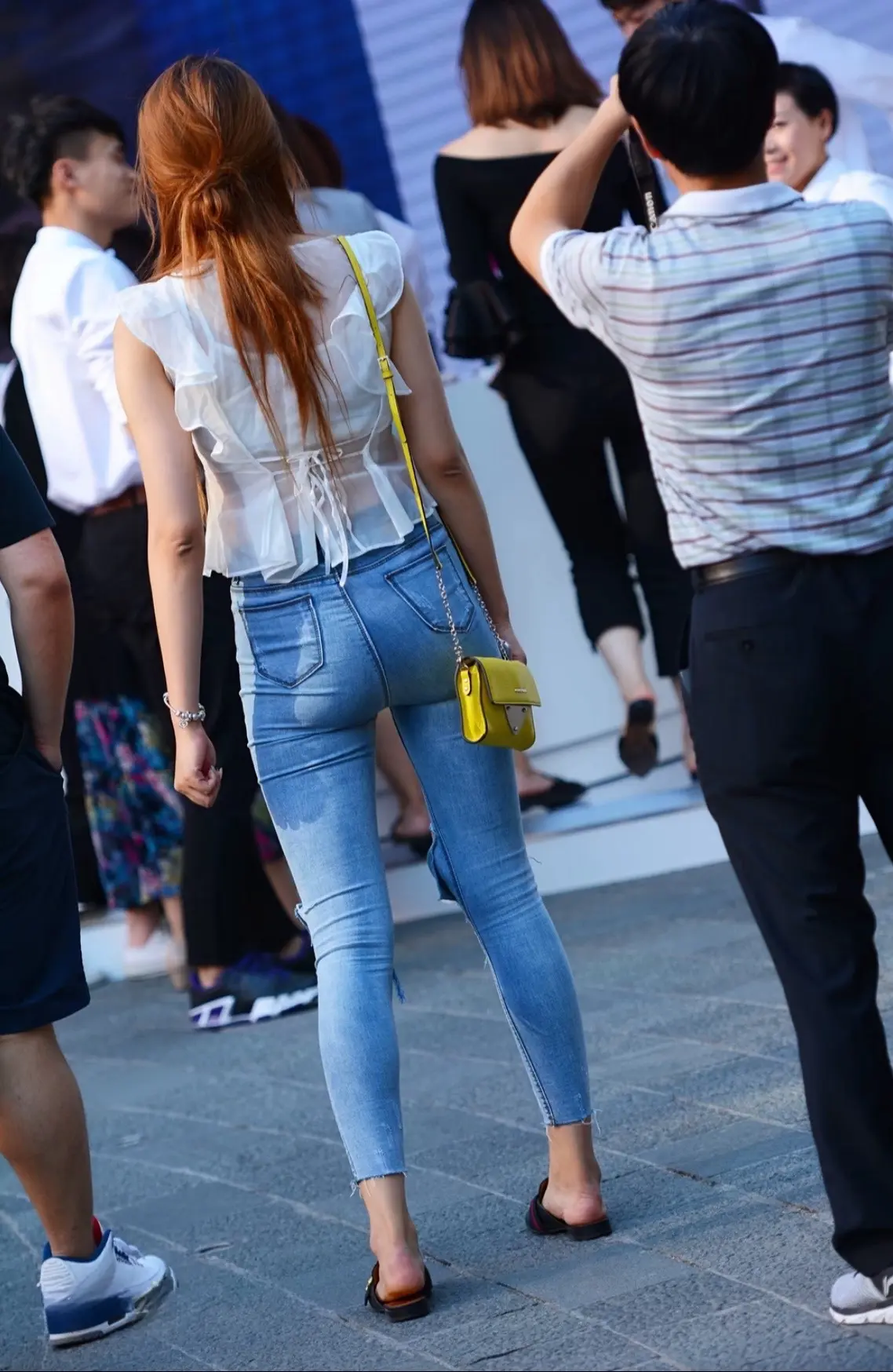 街头风穿搭 街头时尚穿搭 美女 街头穿搭