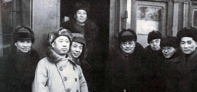 历史上的今日  1949年12 月 6 日 乘专列离开北京前往苏联访问，朱德、刘