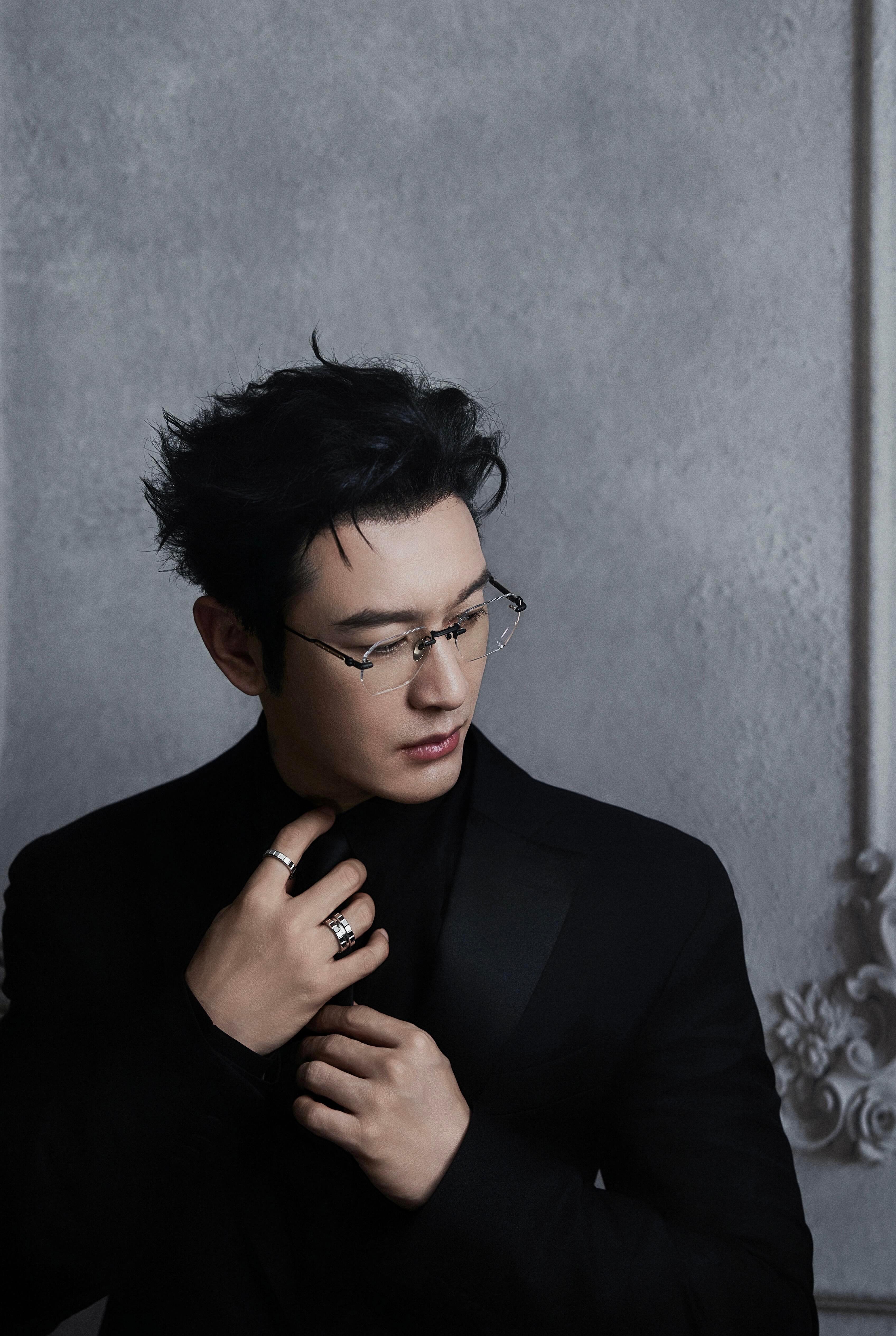 黄晓明跑马拉松黄晓明马拉松 黄晓明跑马拉松也太稳了，颜值体力双双在线 