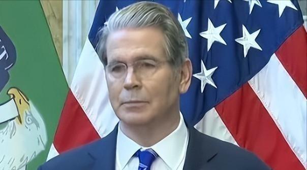 中方反制见效！美国财政部长曾经当场叫嚣：“中国再不卖稀土，我就把几十万留学生全赶