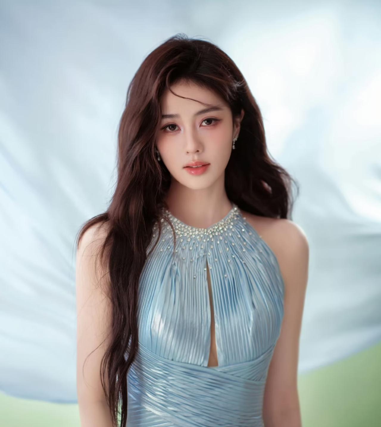 终于知道白鹿为什么不结婚了？
不是没人馋她身子，
而是她今年才32岁，就已经明白