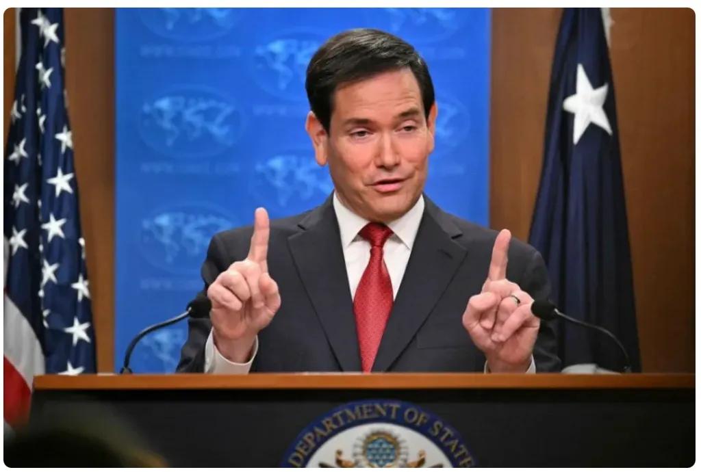 在19号的年终记者会上，美国国务卿鲁比奥系统闸述了他对中美关系的看法：

1. 