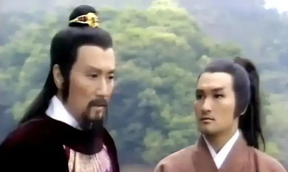 183cm演矮王爷，178cm演巨人，TVB疯了？
 
82年《天龙八部》开播前